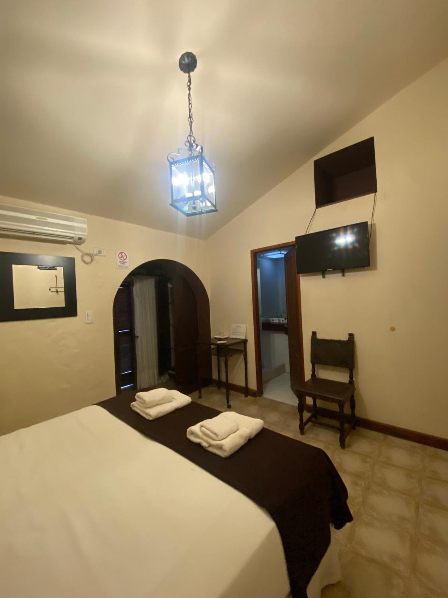 Hotel Las Chirimoyas Salta Eksteriør bilde