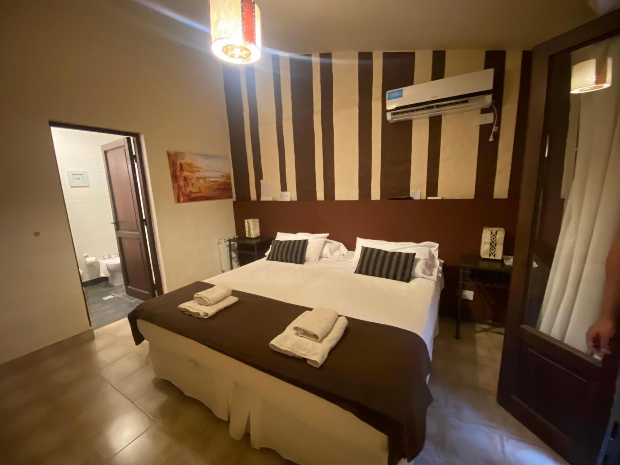 Hotel Las Chirimoyas Salta Eksteriør bilde
